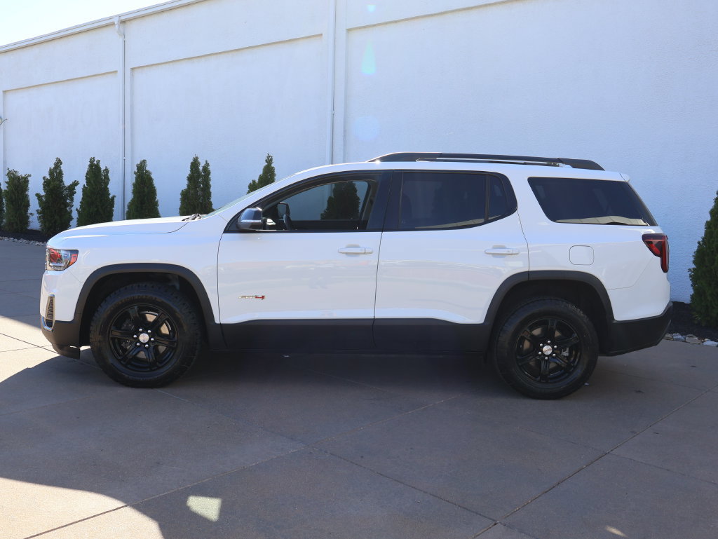 Used 2023 GMC Acadia AT4 w/ Technology Package AWD/4WD image 4