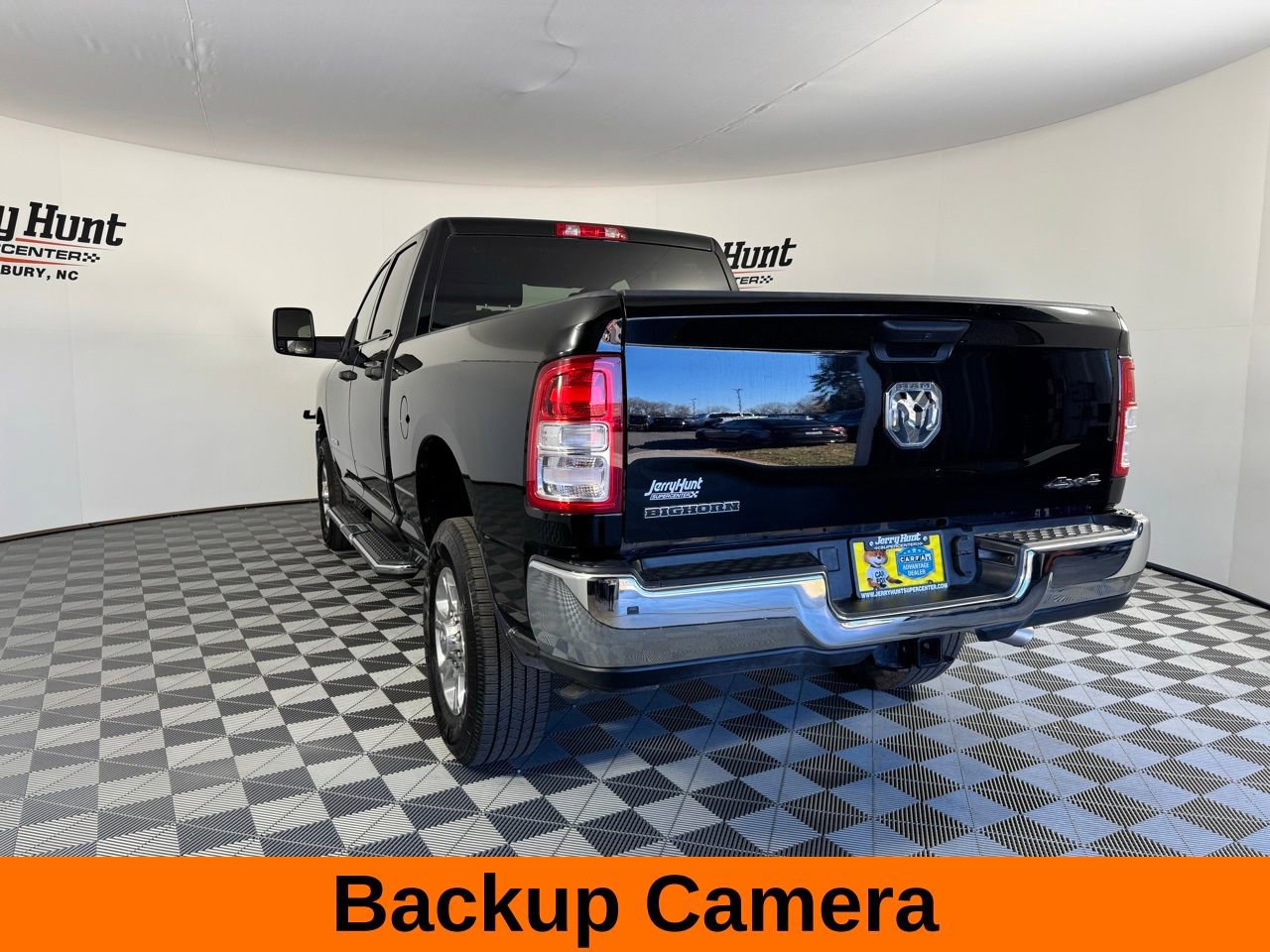 Used 2024 RAM 2500 Big Horn w/ Bed Utility Group image 7