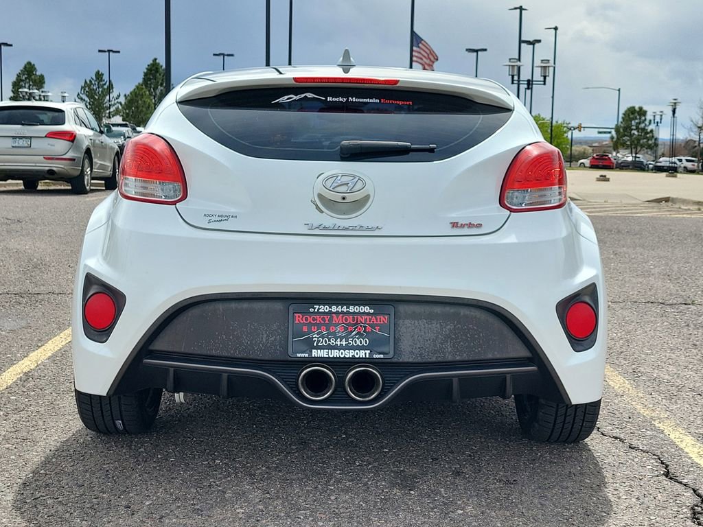 Used 2016 Hyundai Veloster Turbo image 4