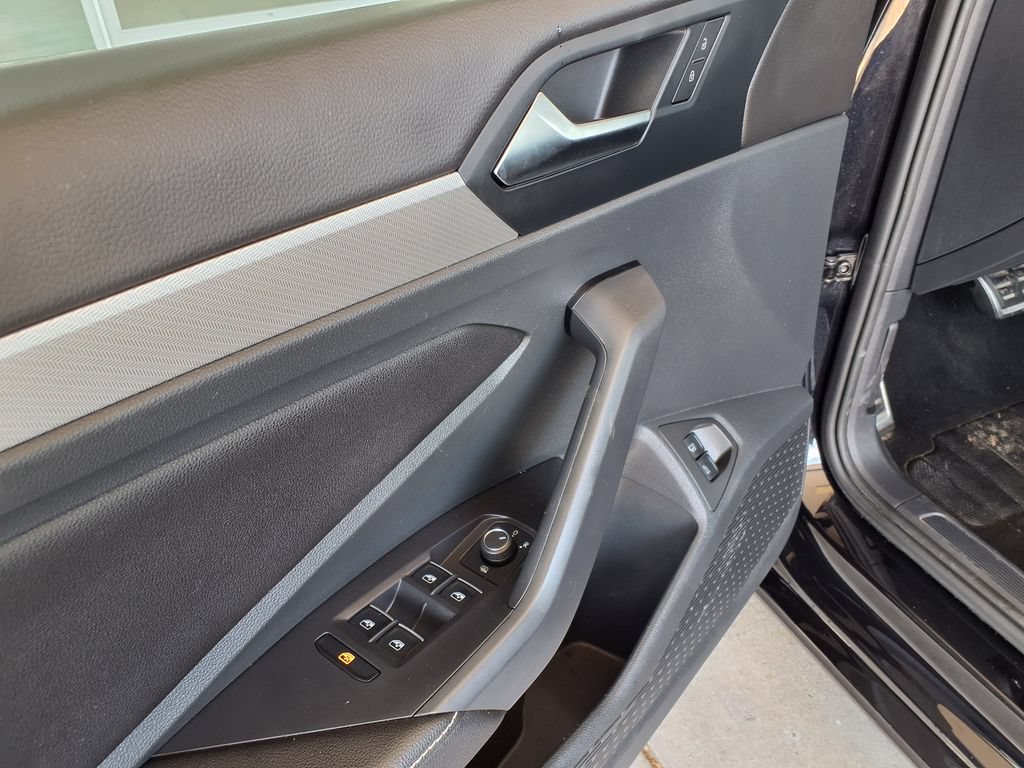 Used 2023 Volkswagen Jetta Sport FWD image 21