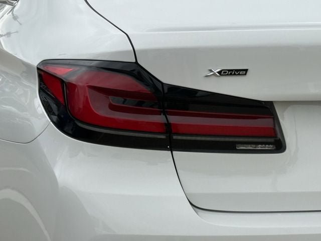 Used 2022 BMW 540i xDrive w/ Executive Package AWD/4WD image 6