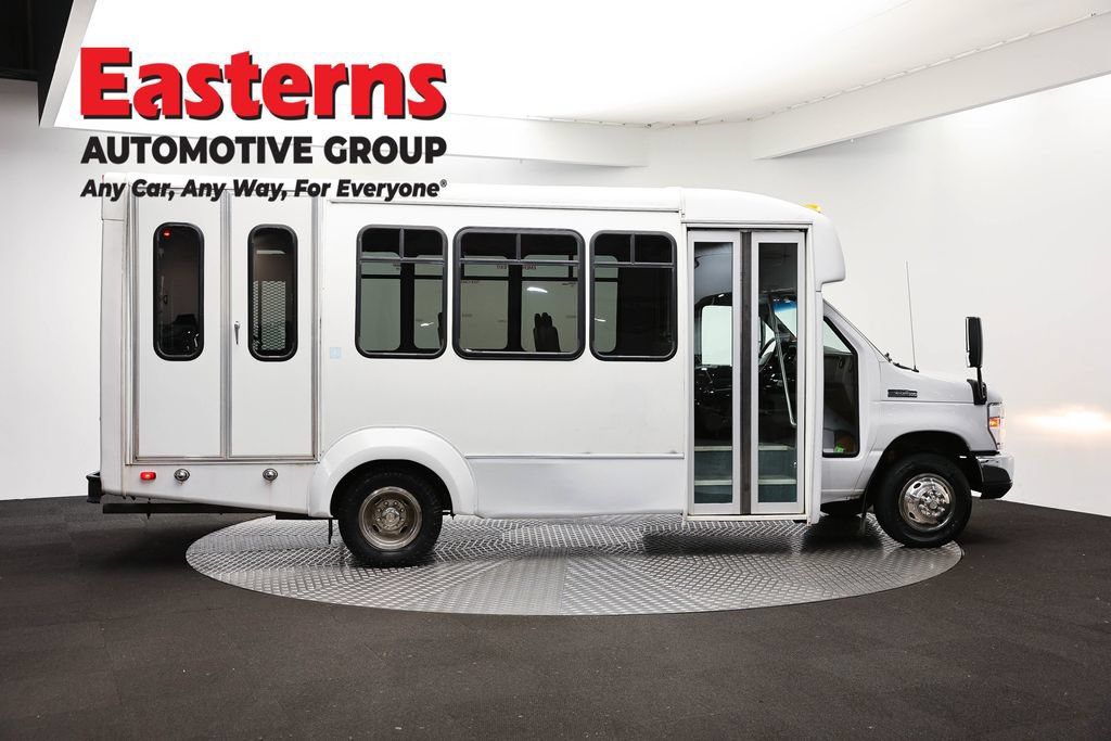 Used 2018 Ford E-350 and Econoline 350 Super Duty w/ Shuttle Bus Prep Package RWD image 4