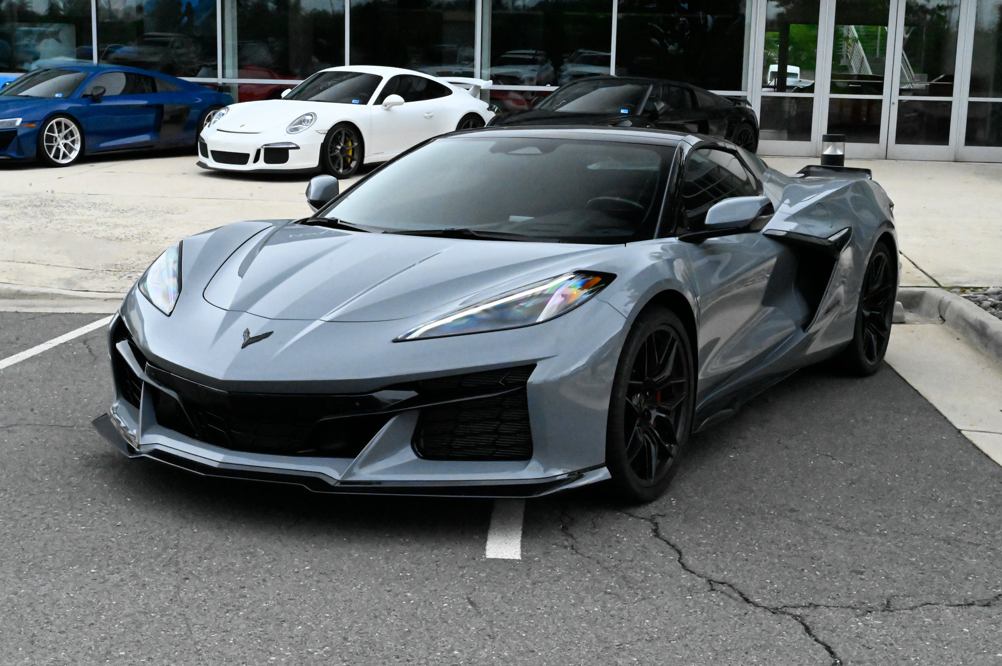 Used 2024 Chevrolet Corvette Z06 w/ Stealth Interior Trim Package RWD image 2