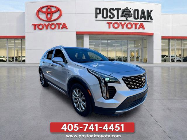 Used 2020 Cadillac XT4 Premium Luxury FWD image 2