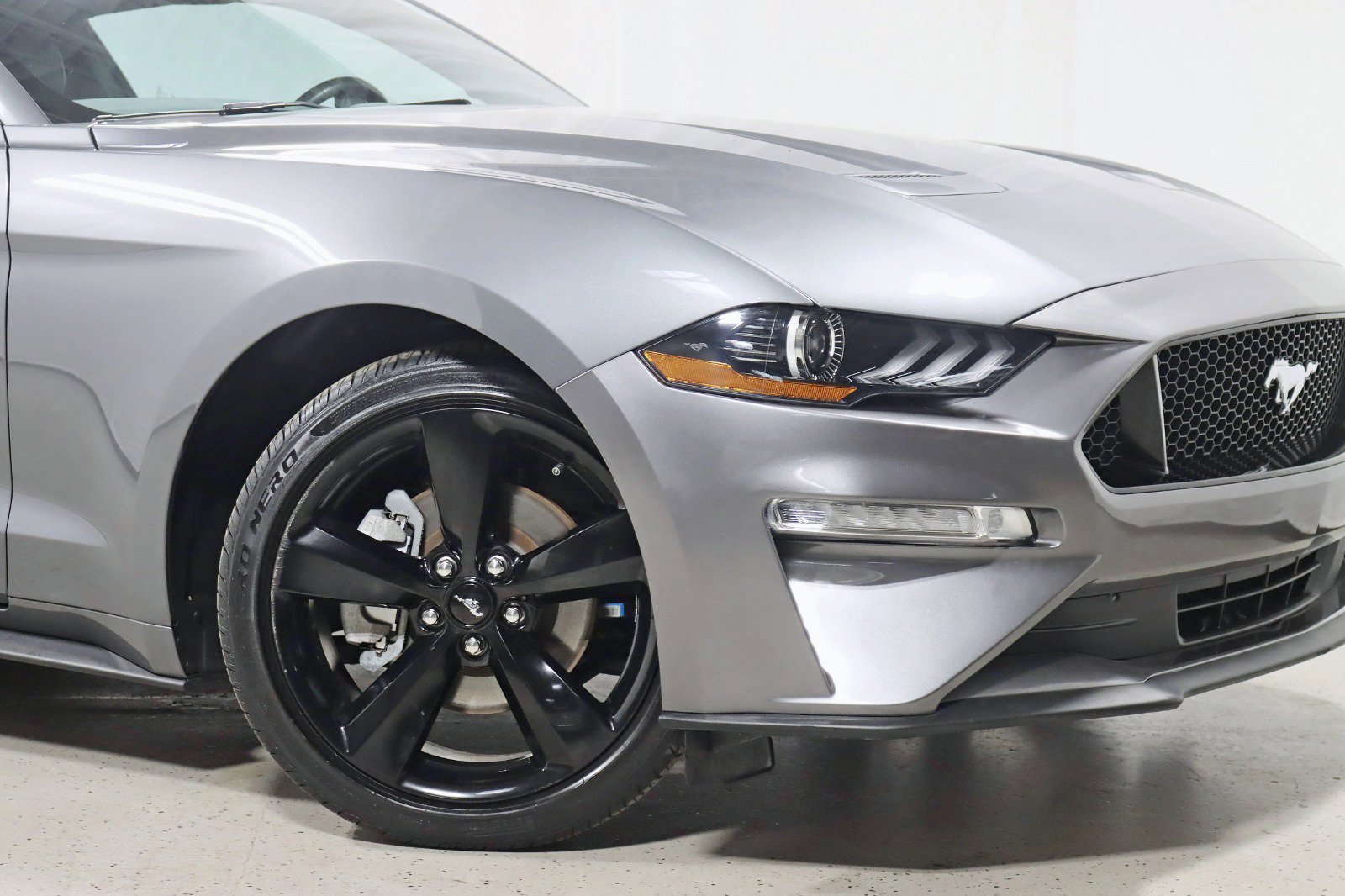 Used 2021 Ford Mustang Premium w/ Black Accent Package RWD image 5