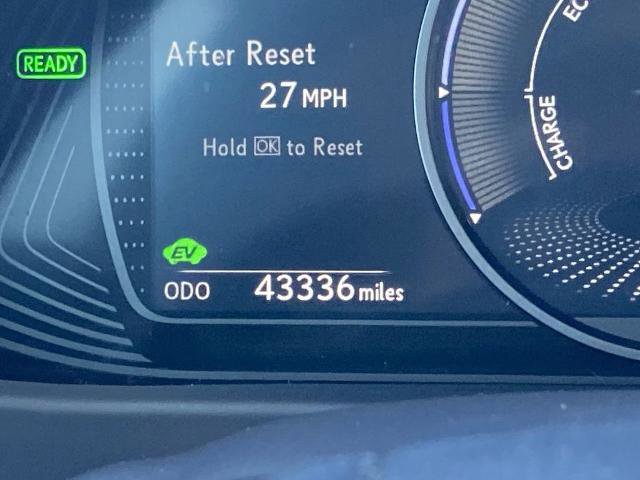 Used 2021 Lexus UX 250h image 12