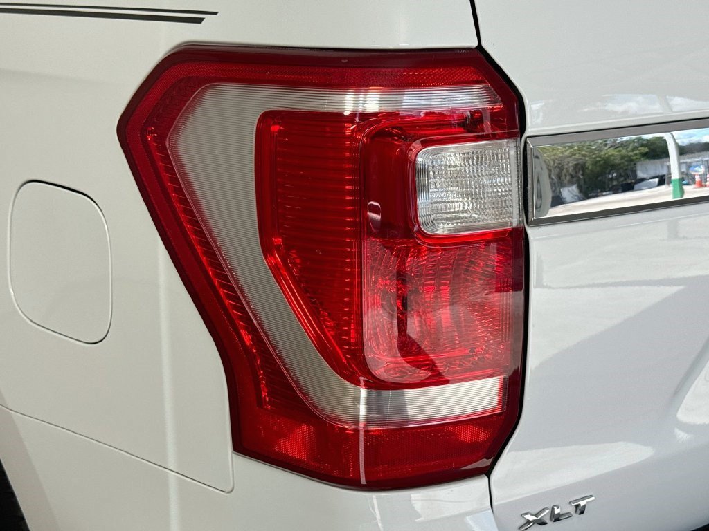 Used 2021 Ford Expedition XLT w/ Cargo Package RWD image 35