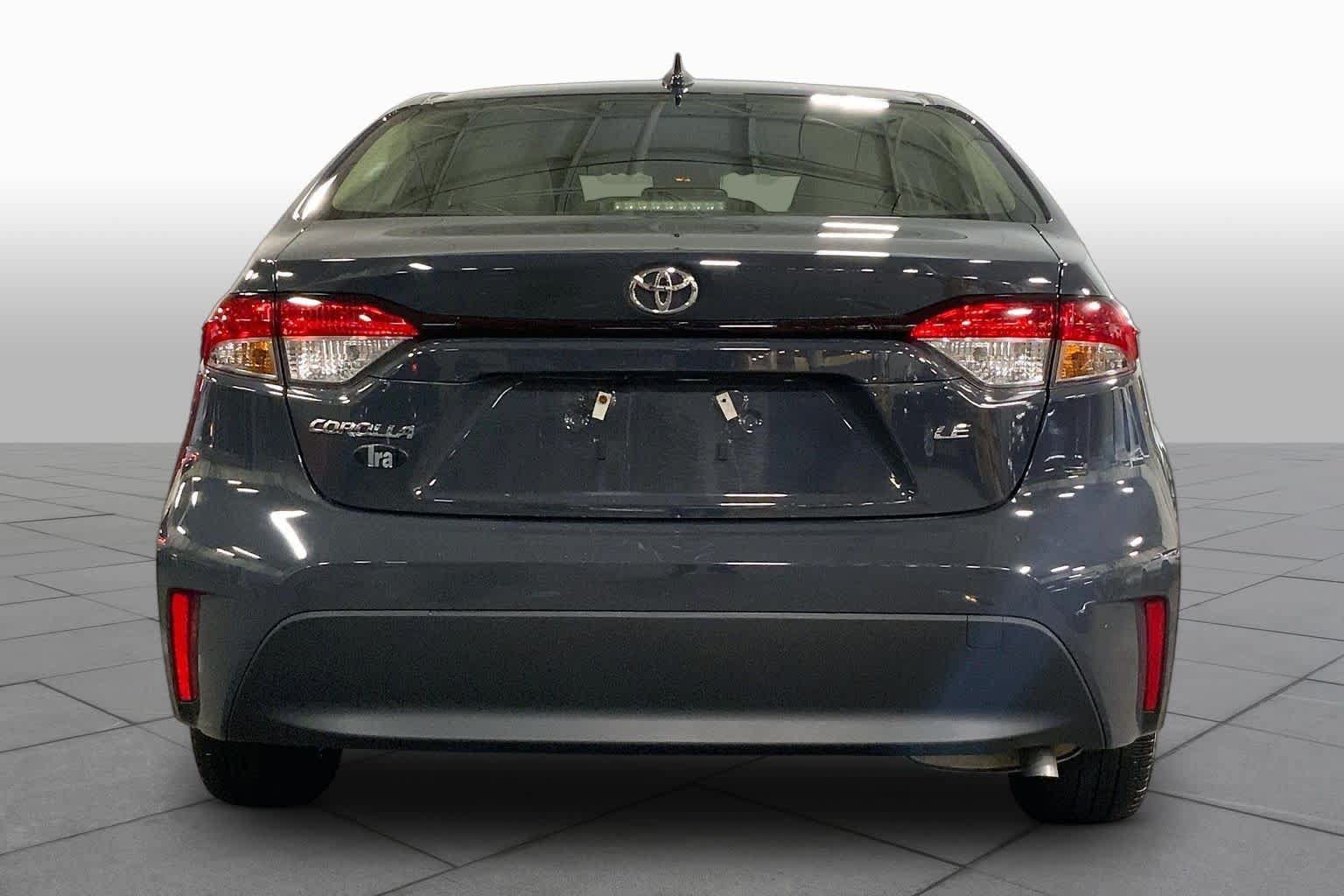 Used 2023 Toyota Corolla LE FWD image 5