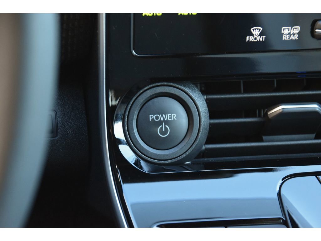 Used 2024 Subaru Solterra Limited w/ Limited Package image 33