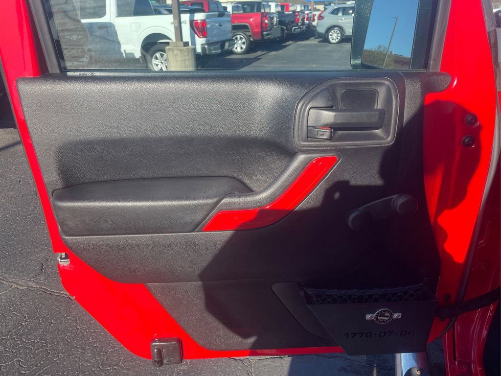 Used 2015 Jeep Wrangler Unlimited Sport w/ Max Tow Package AWD/4WD image 17