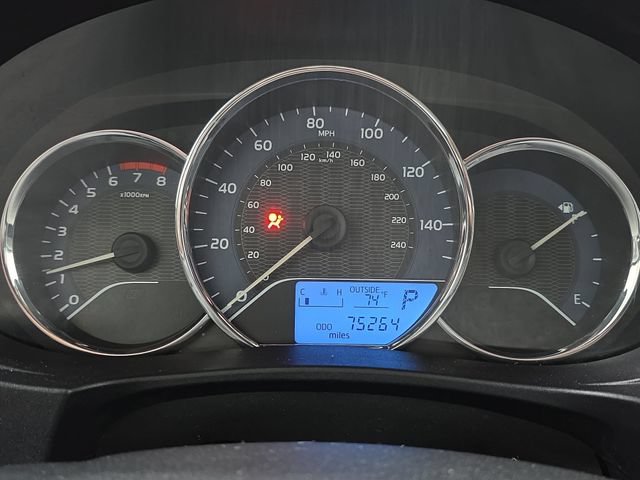 Used 2014 Toyota Corolla LE FWD image 18
