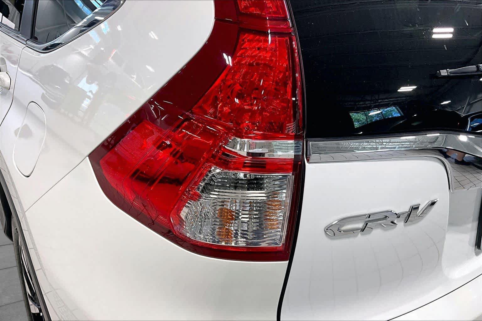 Used 2016 Honda CR-V Touring image 27