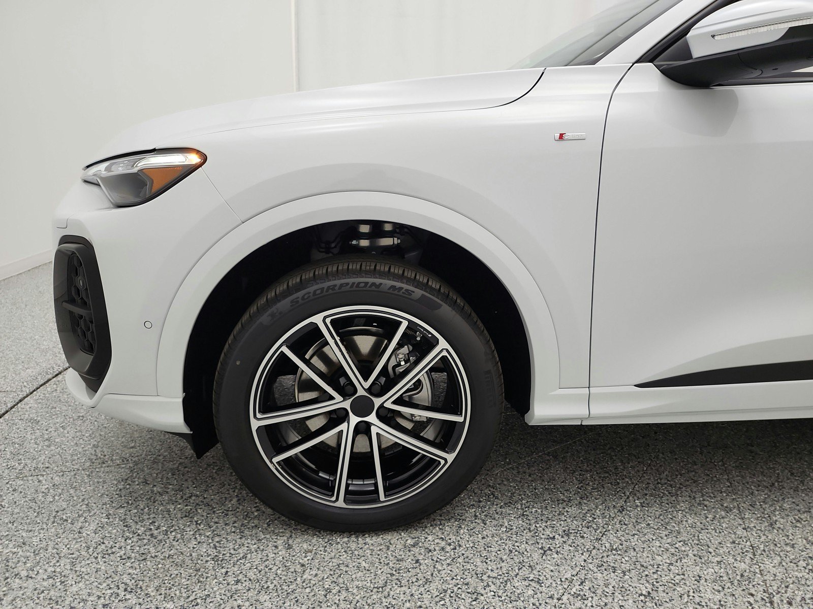 New 2026 Audi Q5 Premium Plus AWD/4WD image 13