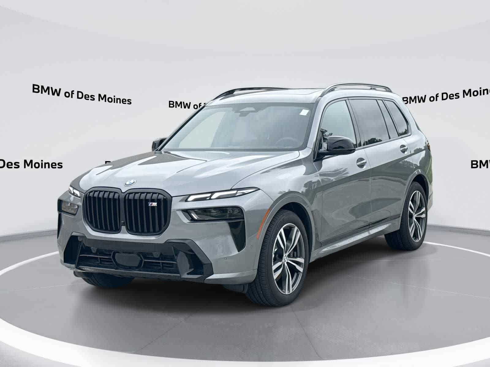New 2026 BMW X7 M60i w/ M Sport Professional Package