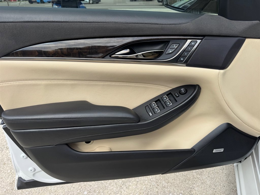Used 2019 Cadillac CTS Luxury RWD image 14