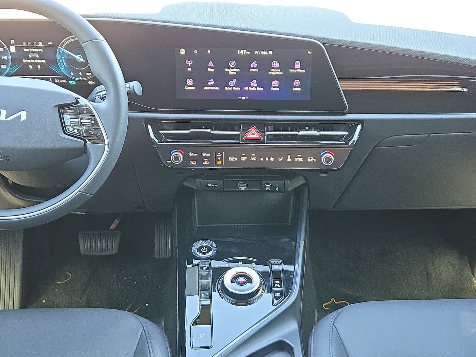 New 2026 Kia Niro Wind FWD image 28