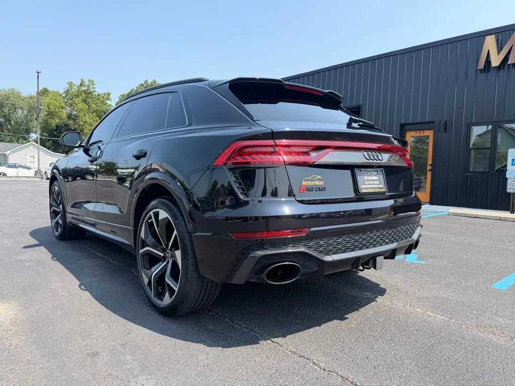 Used 2021 Audi RS Q8 w/ Carbon Optic Package AWD/4WD image 2