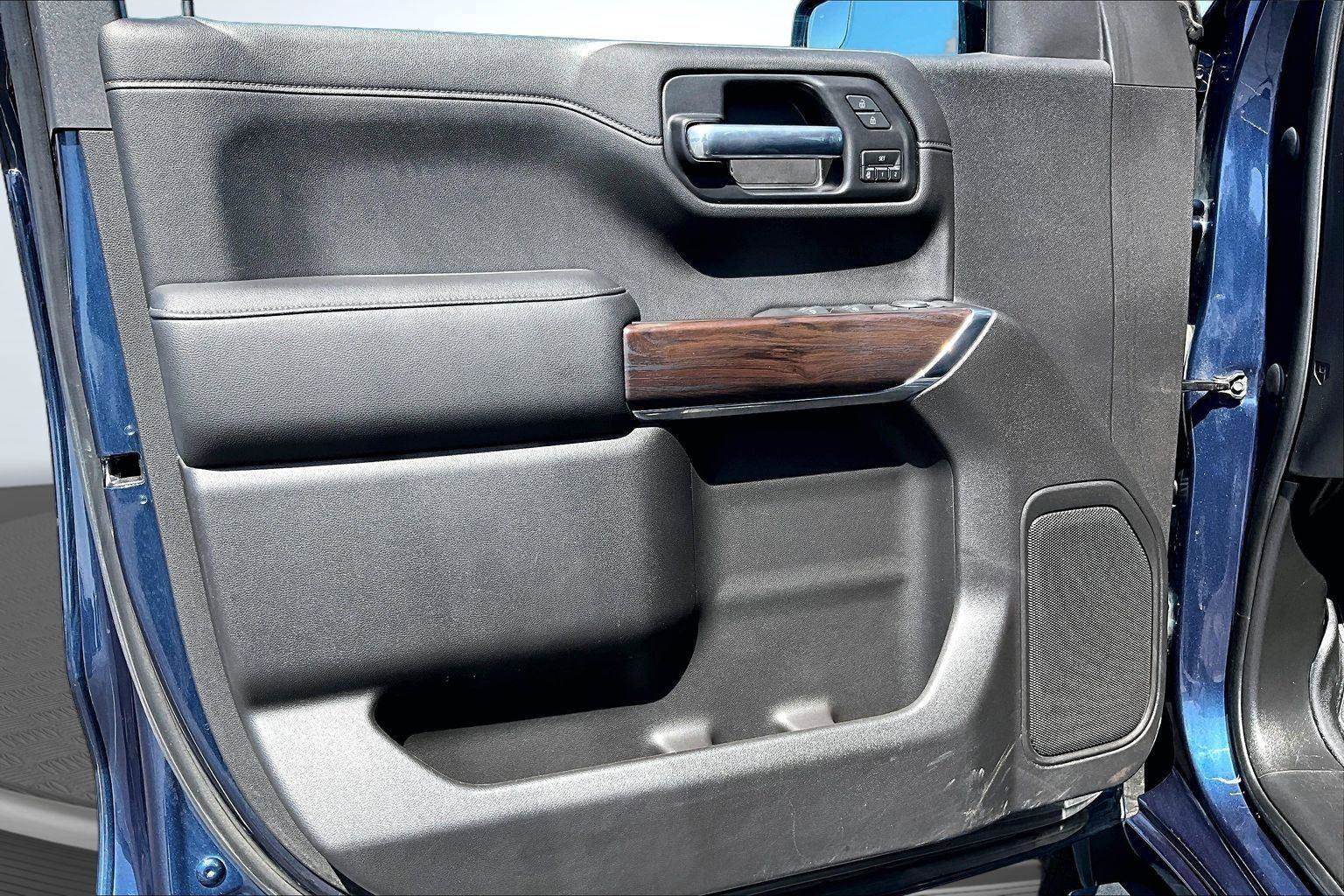 Used 2019 GMC Sierra 1500 SLT w/ SLT Premium Package AWD/4WD image 24