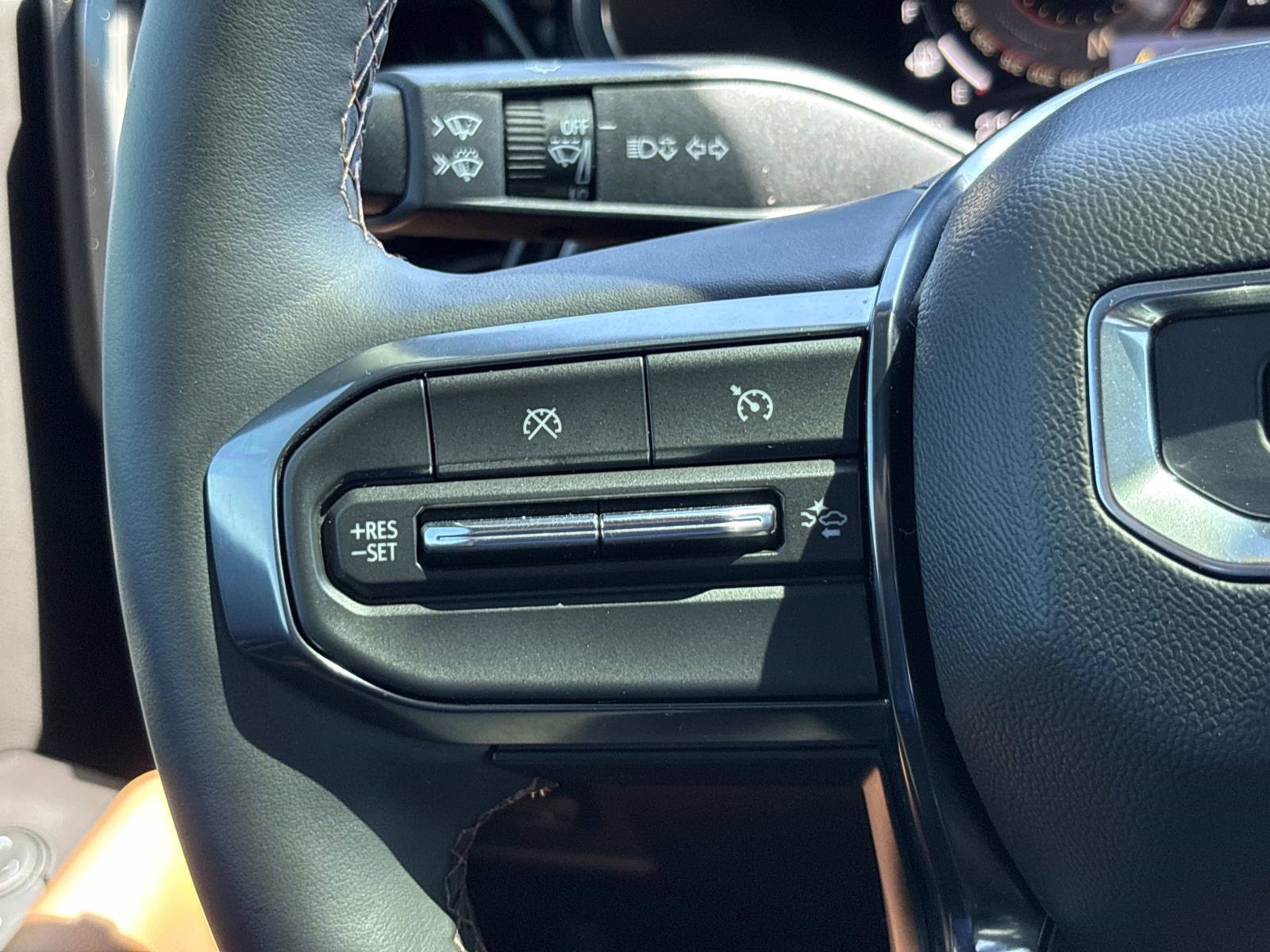 Certified 2024 GMC Canyon AT4 w/ AT4 Premium Package image 18