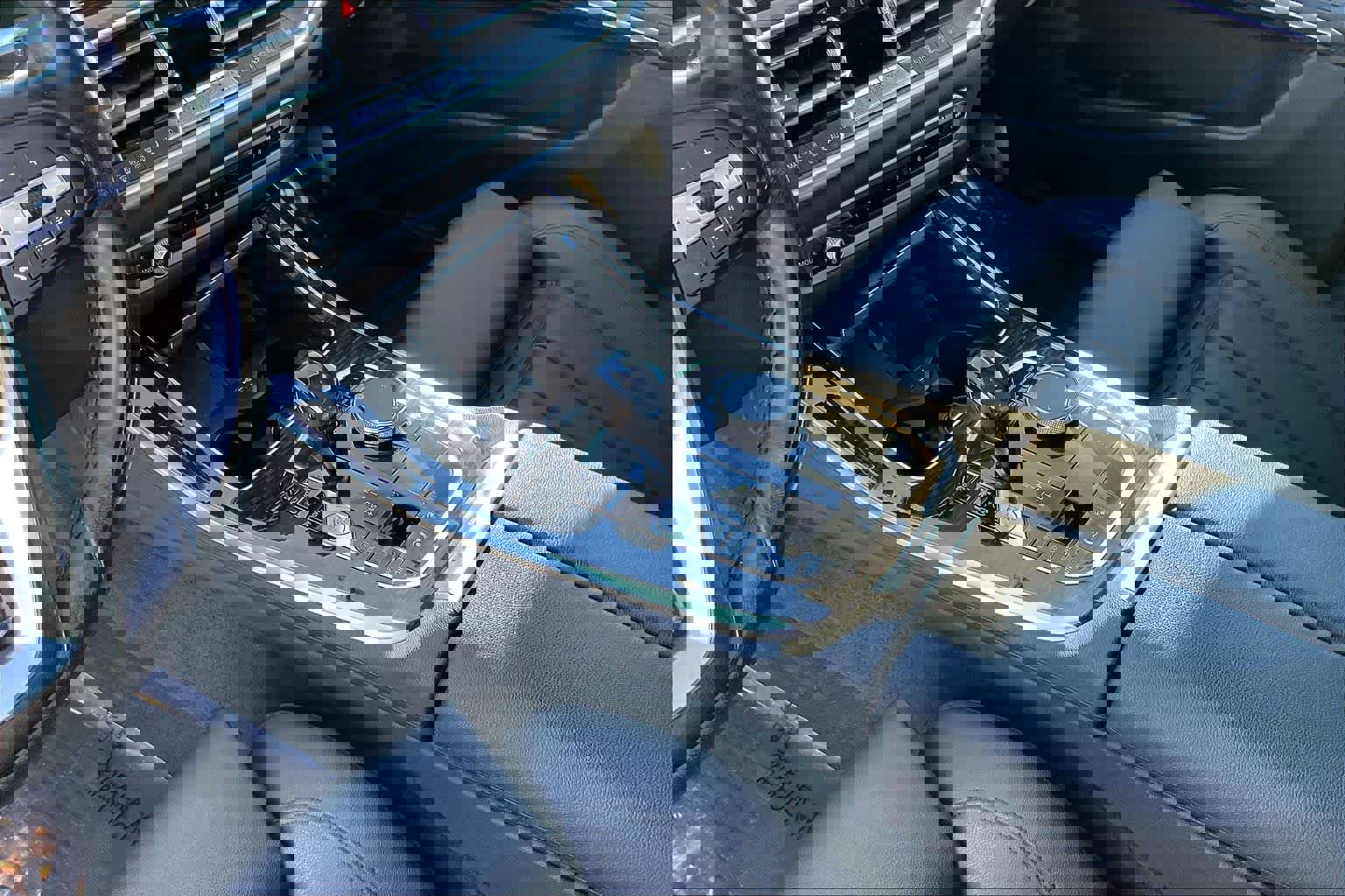 Used 2020 BMW X5 xDrive40i w/ Premium Package image 20