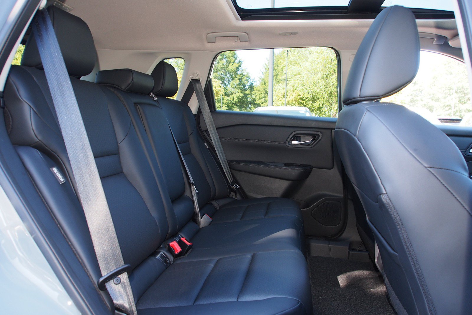 New 2026 Nissan Rogue Dark Armor FWD image 14