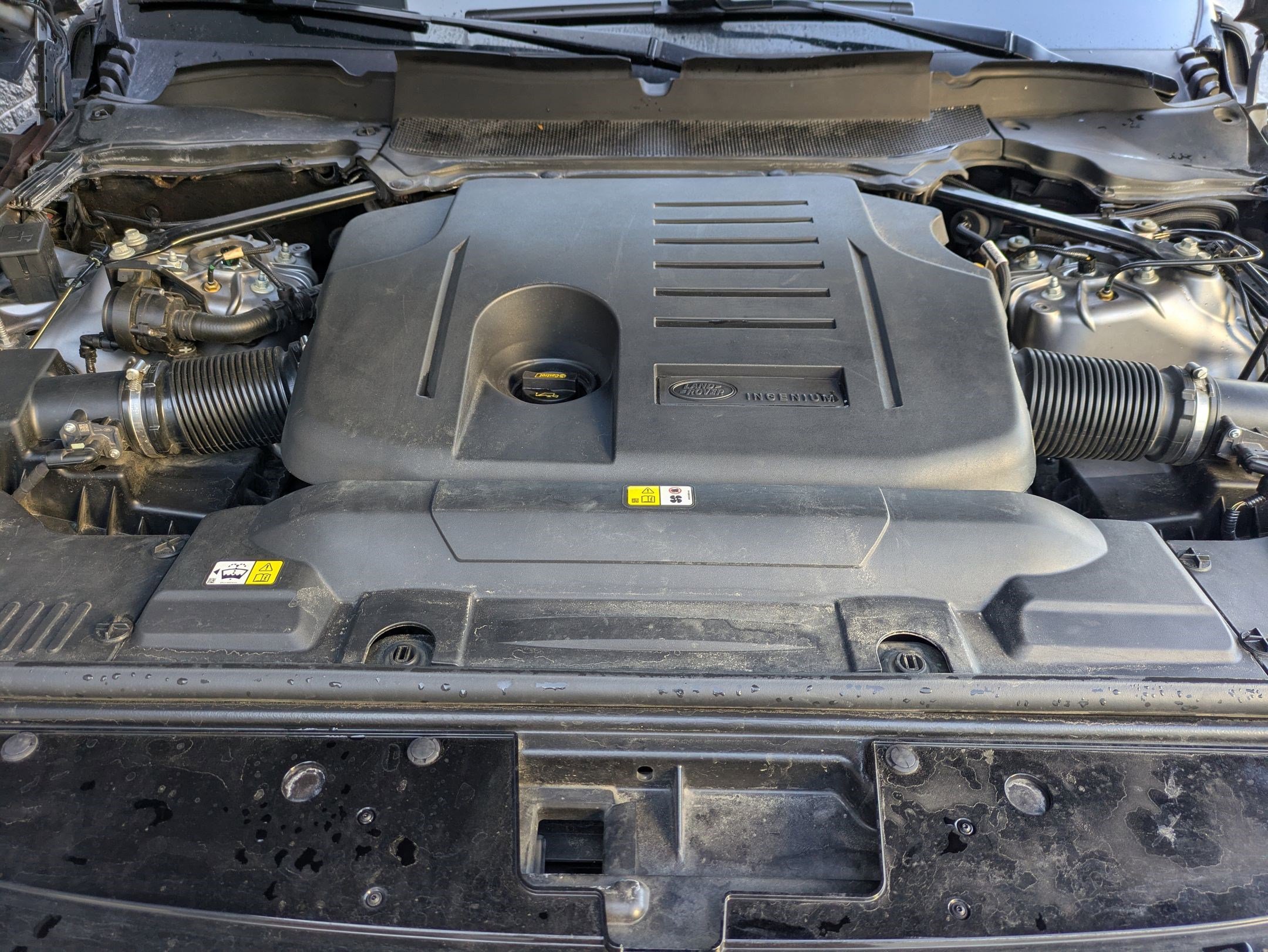 Used 2020 Land Rover Range Rover HSE image 30