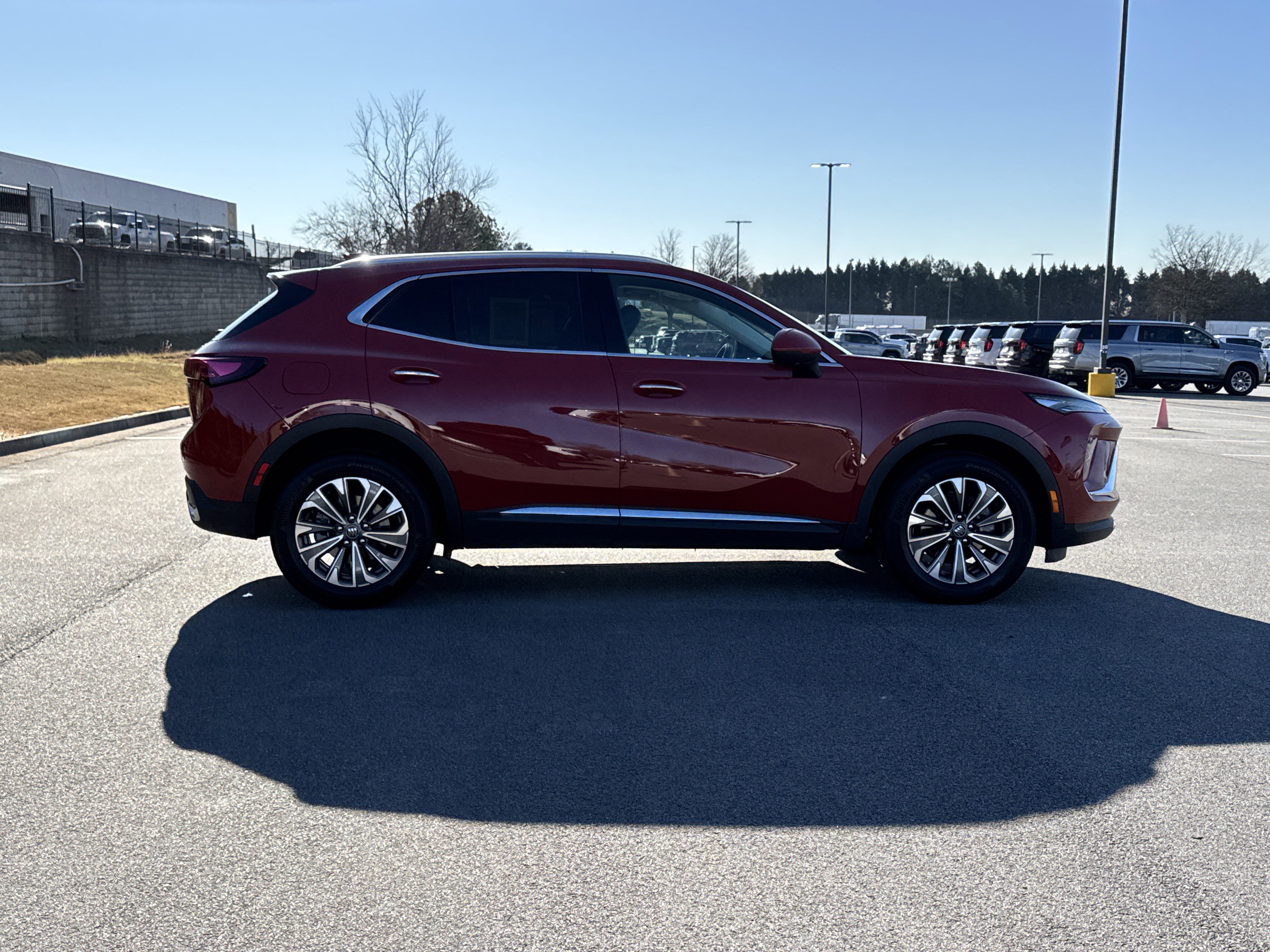 Used 2025 Buick Envision Preferred image 11