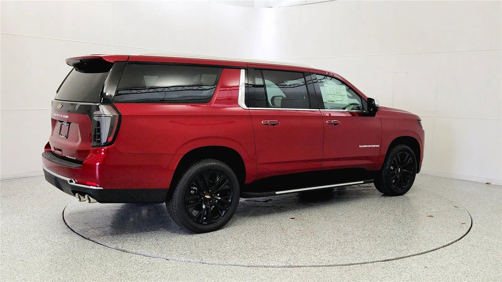 New 2026 Chevrolet Suburban Premier image 7