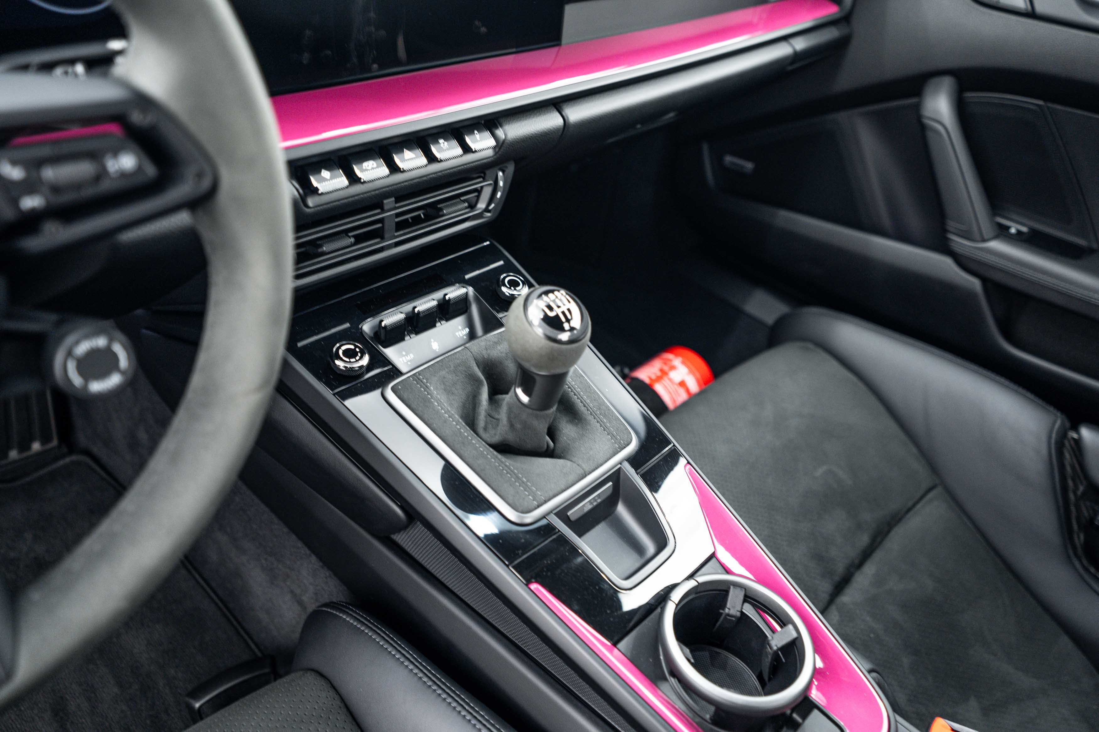Certified 2024 Porsche 911 Carrera T RWD image 19