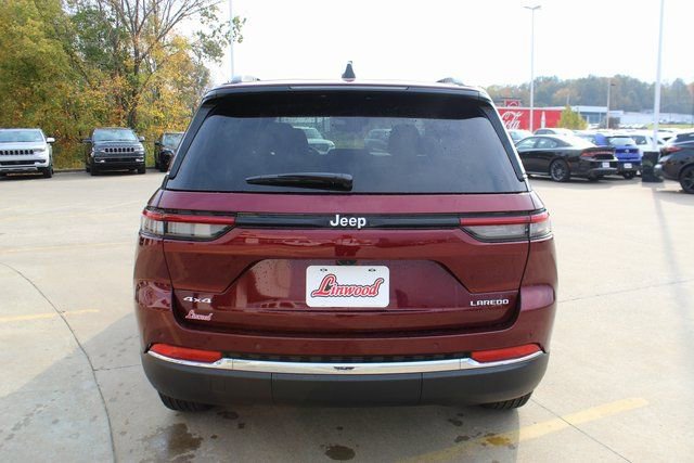 New 2025 Jeep Grand Cherokee Laredo X w/ Luxury Tech Group I image 4