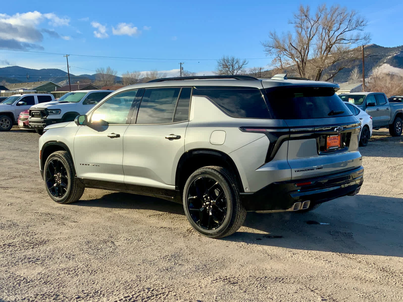 New 2026 Chevrolet Traverse RS w/ LPO, Floor Liner Package image 3