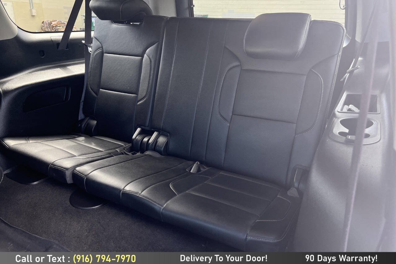 Used 2017 Chevrolet Suburban Premier RWD image 19