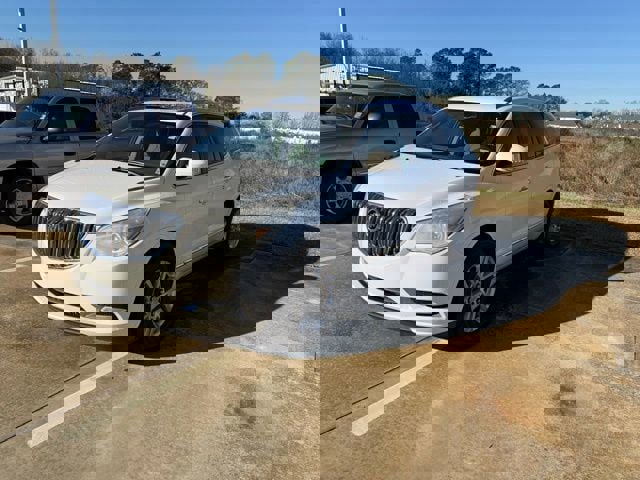 Used 2014 Buick Enclave Convenience image 1