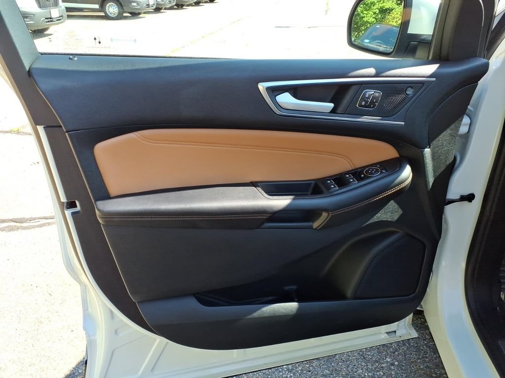 Certified 2024 Ford Edge Titanium w/ Titanium Elite Package AWD/4WD image 19