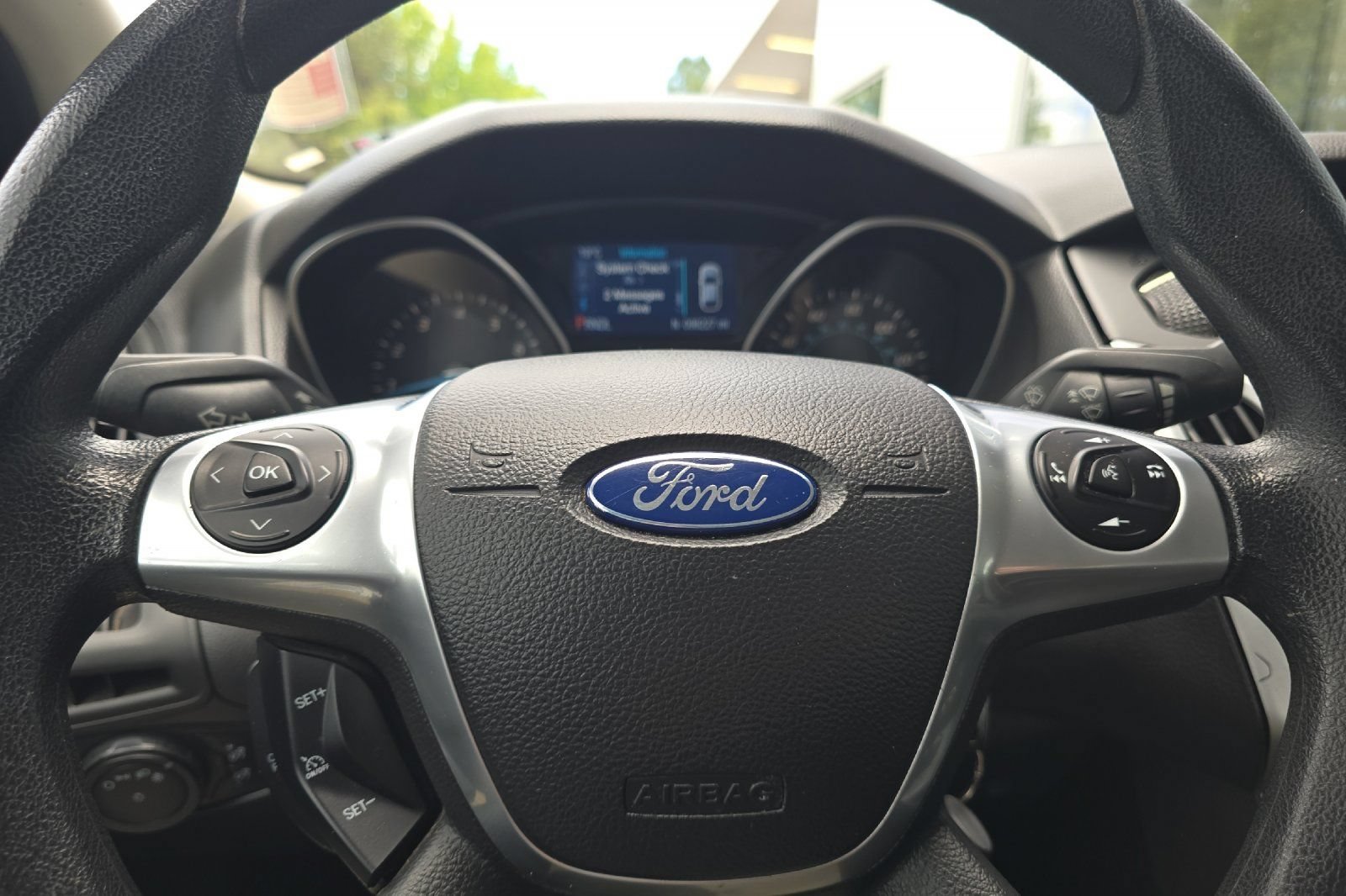 Used 2014 Ford Focus SE FWD image 20