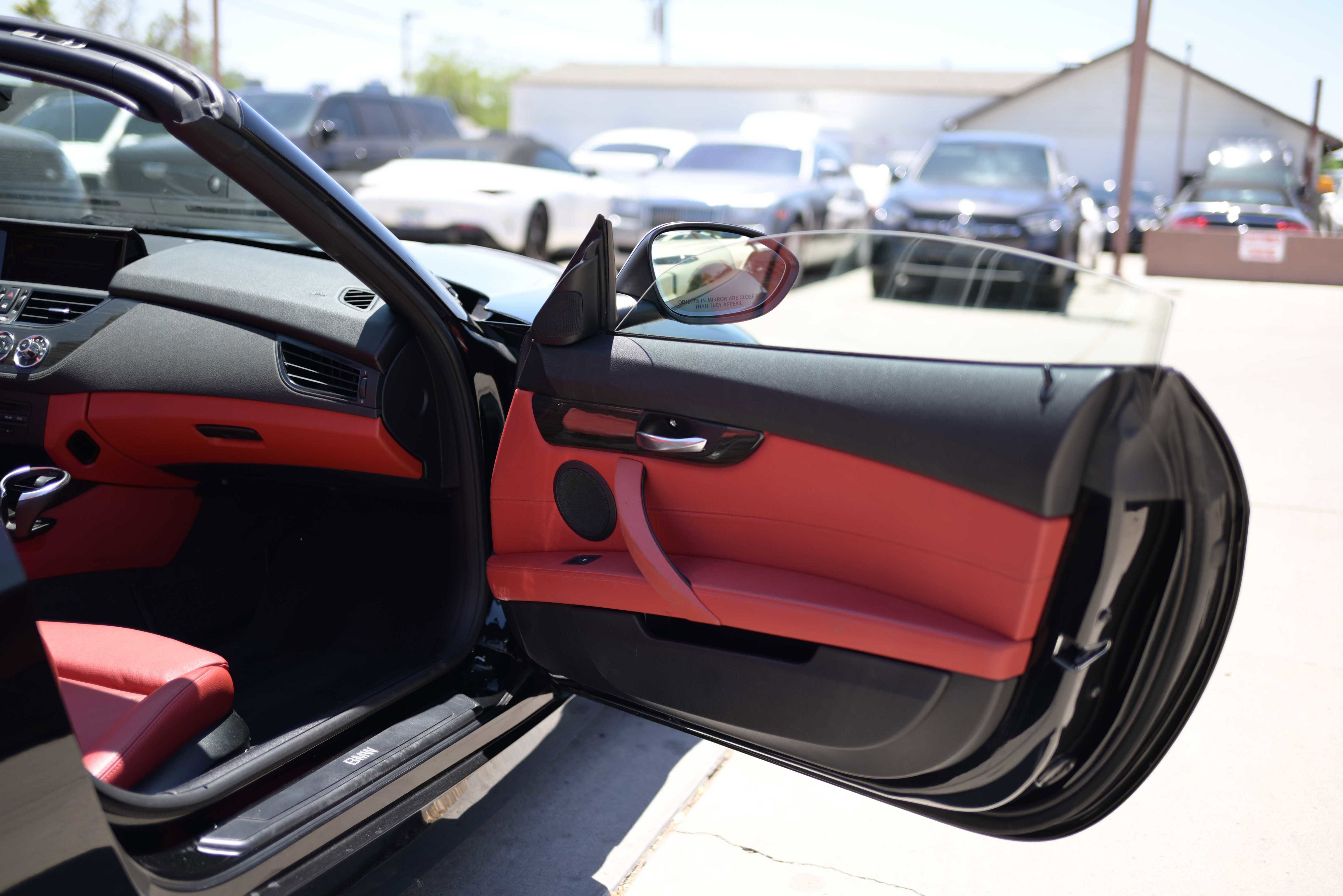 Used 2016 BMW Z4 sDrive28i RWD image 18