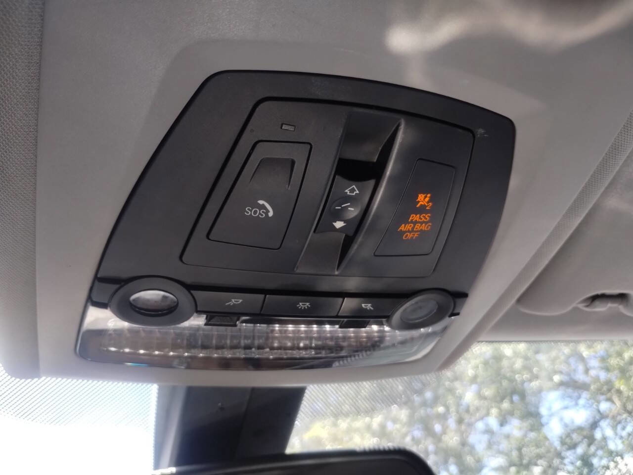 Used 2016 BMW 528i Sedan w/ Premium Package image 28