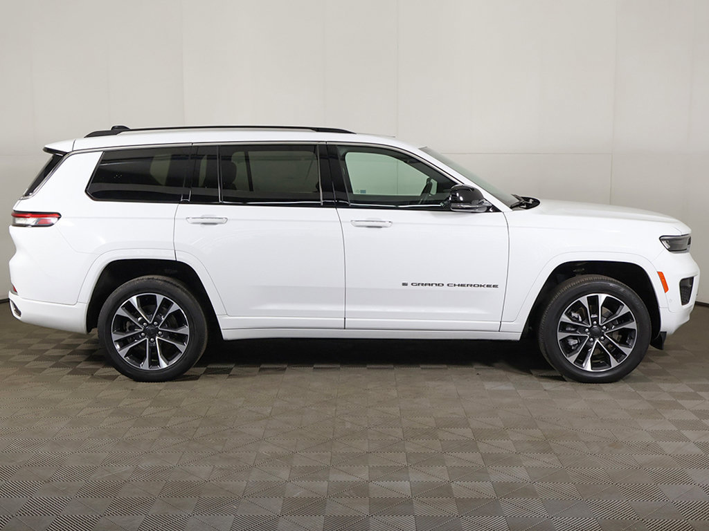 Used 2023 Jeep Grand Cherokee L Overland AWD/4WD image 23