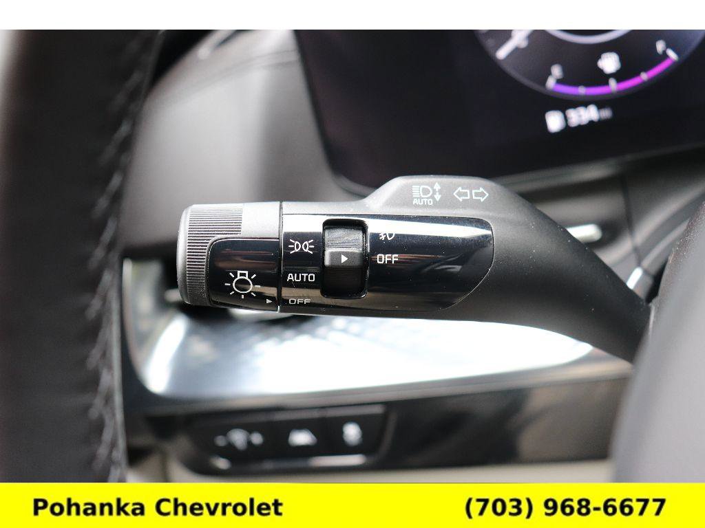 Used 2024 Kia Carnival SX Prestige FWD image 10