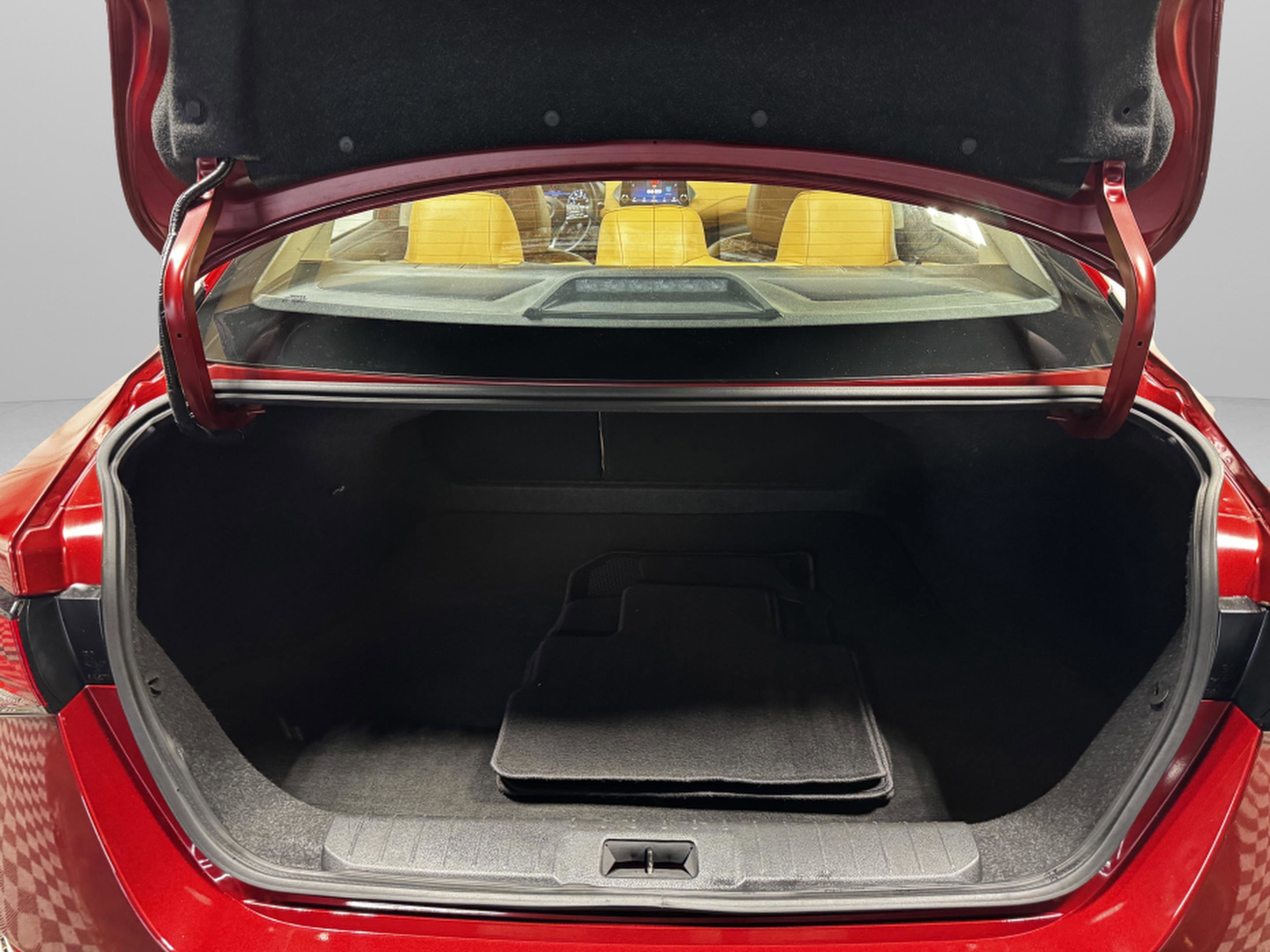 Used 2021 Nissan Sentra SV w/ SV Premium Package image 40