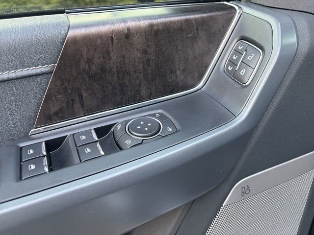 Used 2021 Ford F150 Lariat w/ Equipment Group 501A Mid image 23