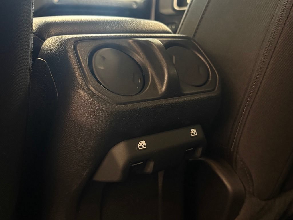 Used 2022 Jeep Wrangler Unlimited Sport AWD/4WD image 15