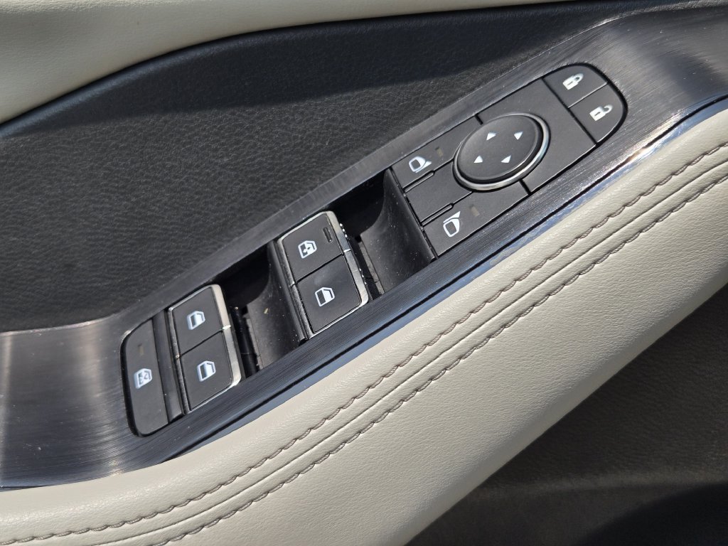 Used 2023 Nissan Rogue SL w/ SL Premium Package FWD image 31