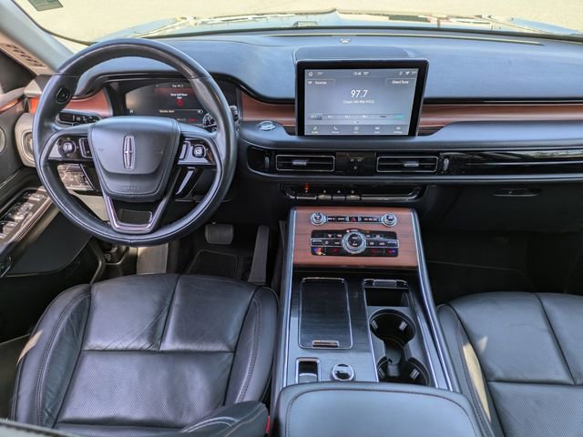 Used 2023 Lincoln Aviator Reserve image 19