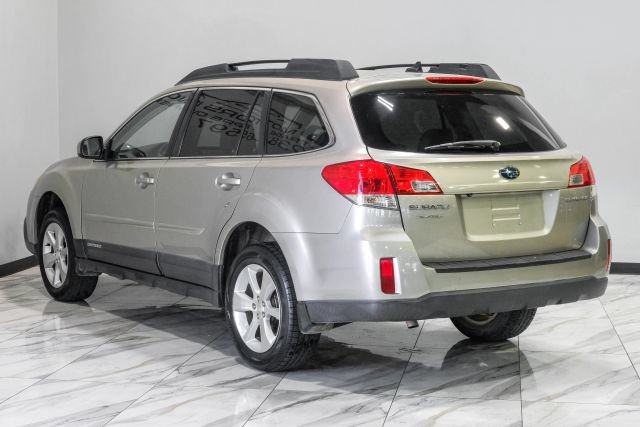 Used 2014 Subaru Outback 2.5i Limited AWD/4WD image 16