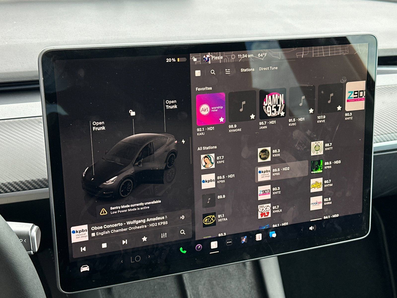 Used 2022 Tesla Model Y Performance AWD/4WD image 17
