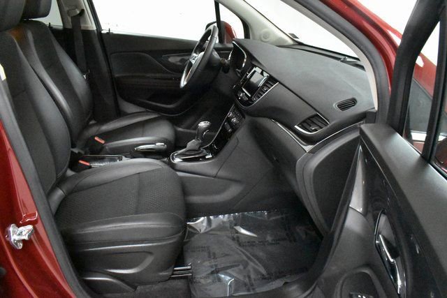 Certified 2022 Buick Encore Preferred w/ Safety Package image 13