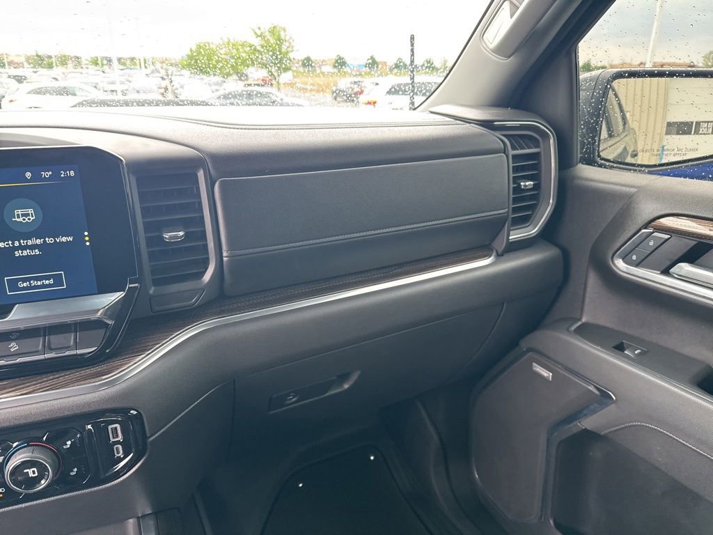 Used 2025 Chevrolet Silverado 1500 LT Trail Boss w/ Convenience Package II AWD/4WD image 23
