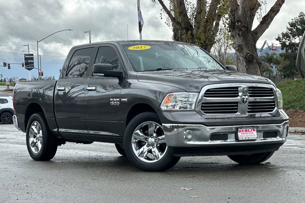 Used 2017 RAM 1500 Lone Star image 2