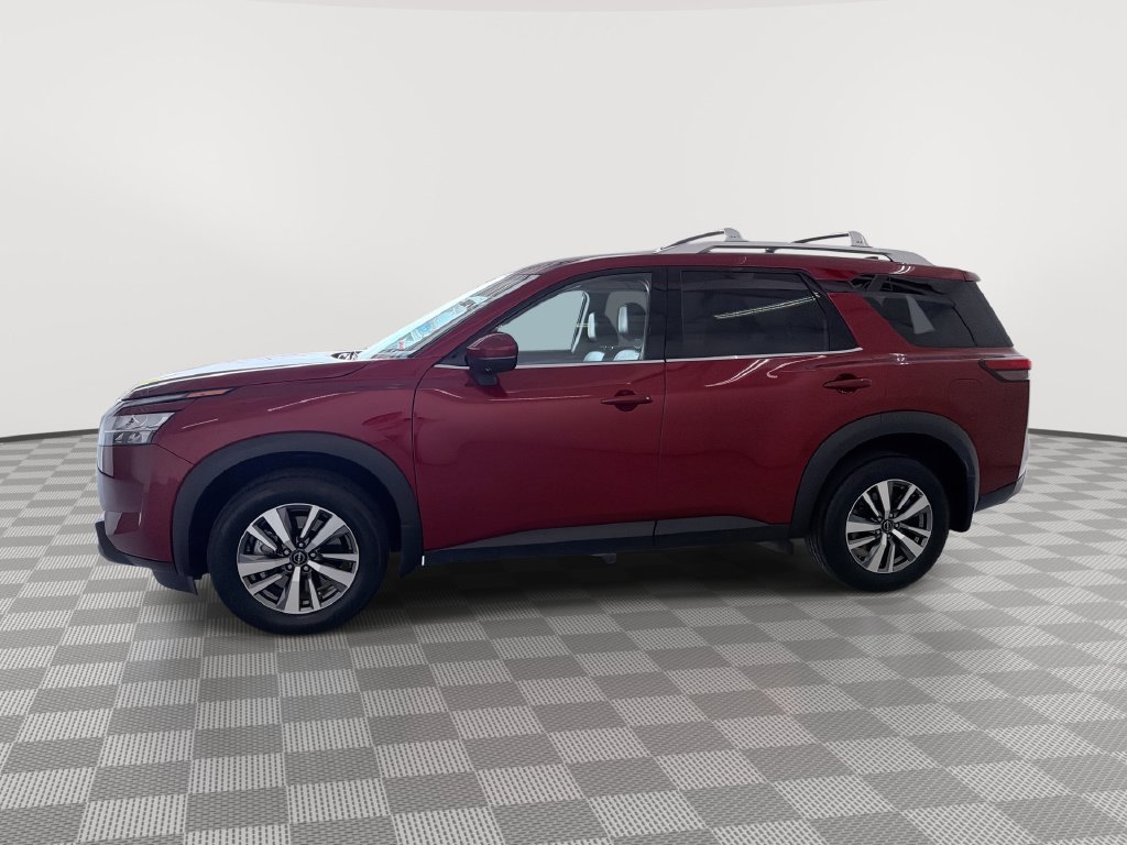Certified 2024 Nissan Pathfinder SL AWD/4WD image 8